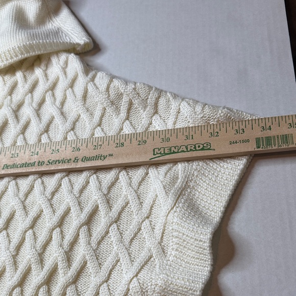 Calvin Klein Classic Cream CowlNeck Pancho Sweater Size Large Extra Large - Picture 14 of 16